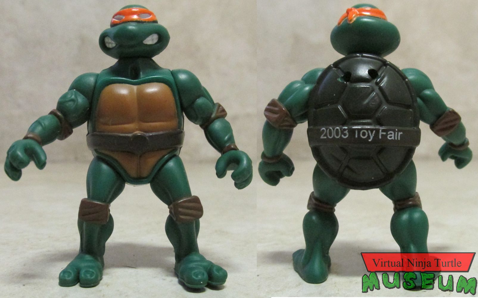Toy Fair Promotional Michelangelo Keychain front and back