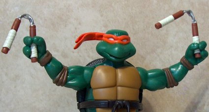 Michelangelo with weapons