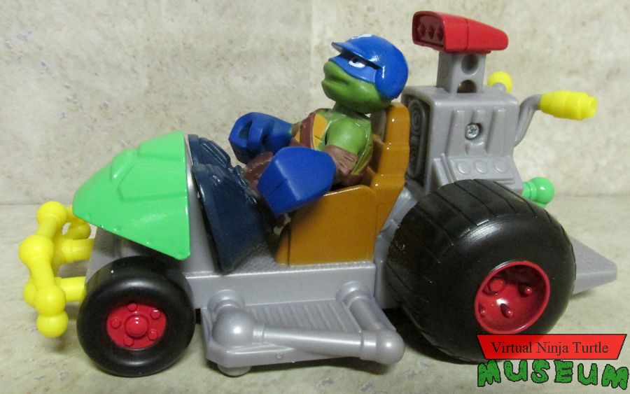 Racer Leo in patrol buggy