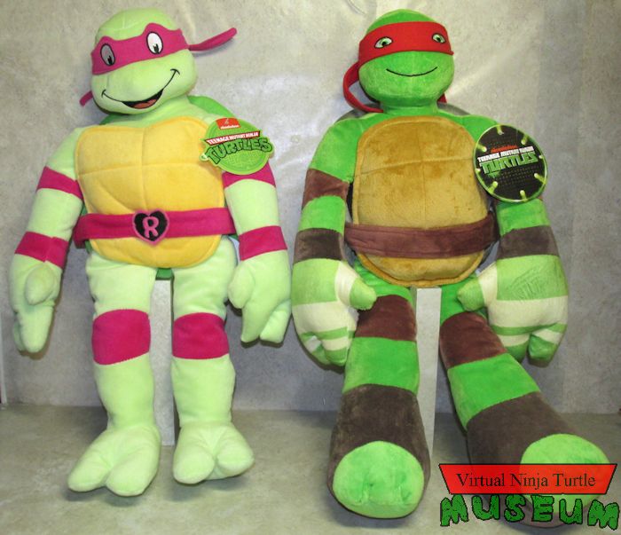 http://www.tmnttoys.com/14others/girlspillowpals/0291.jpg