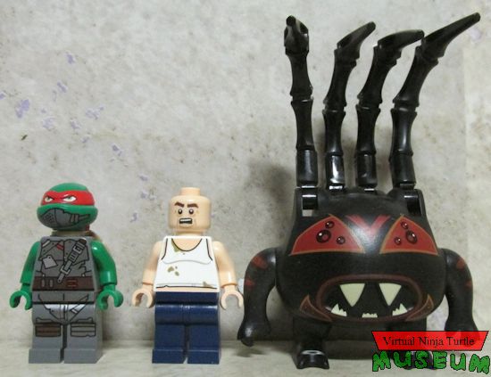 Raphael, Victor and Spider Bytez mini figures front