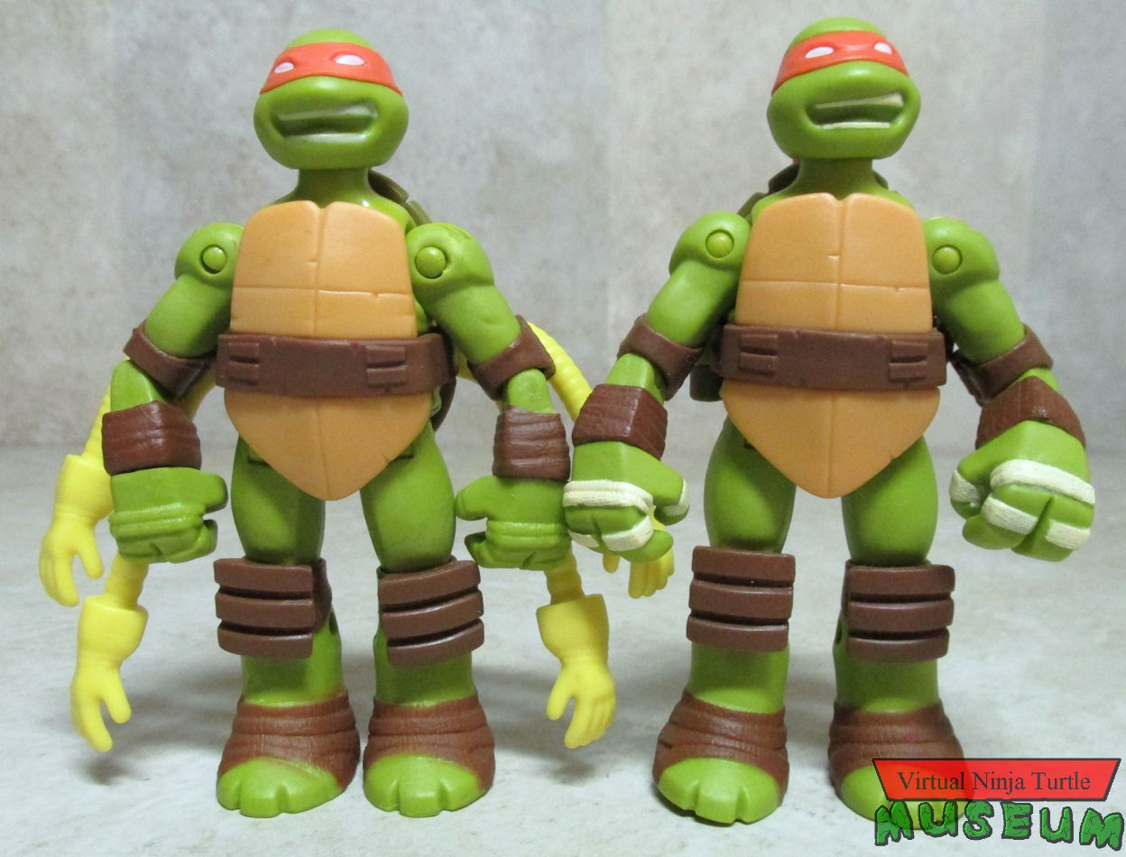 Mikey Turflytle with Battle Shell Michelangelo