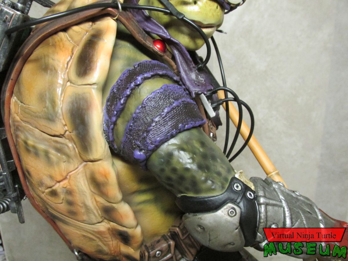 Donatello right shoulder
