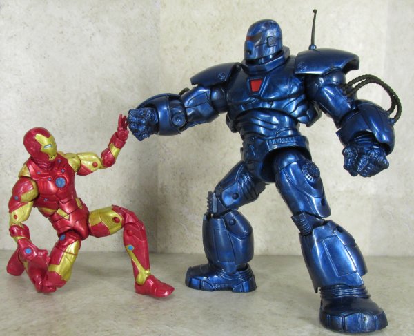 Iron Monger vs Heroic Age Iron Man