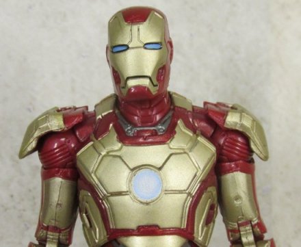 Iron Man Mark 42 close up