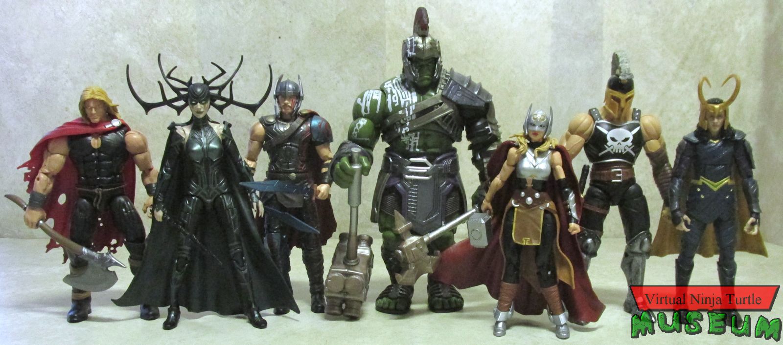 Ragnarok Hulk Series group photo
