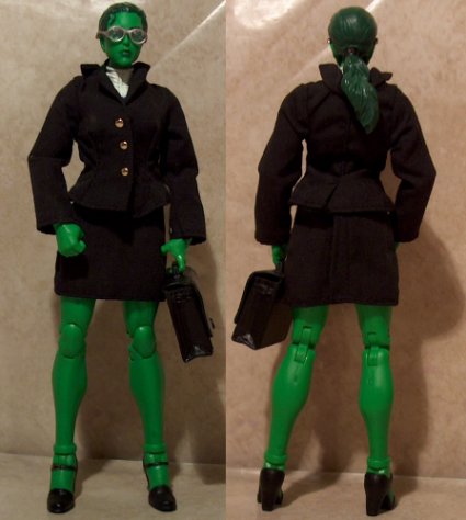 She-Hulk dressed as lawyer