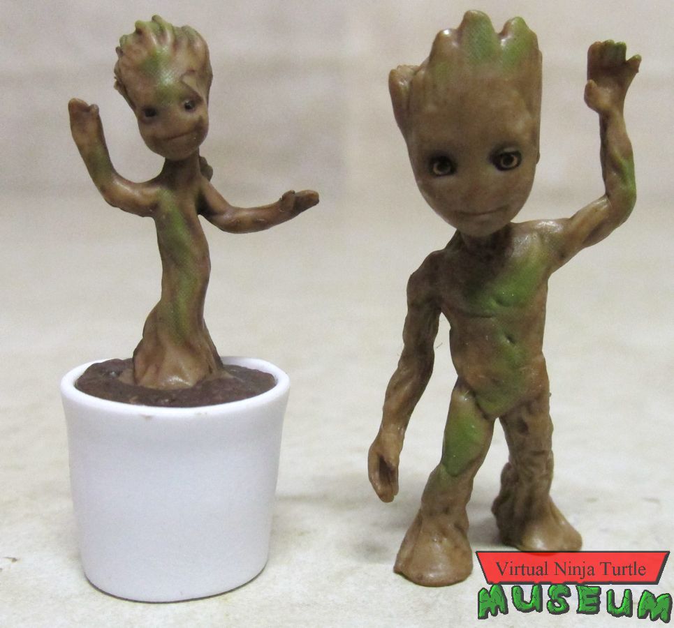 Groot aprout and kid groot figurines