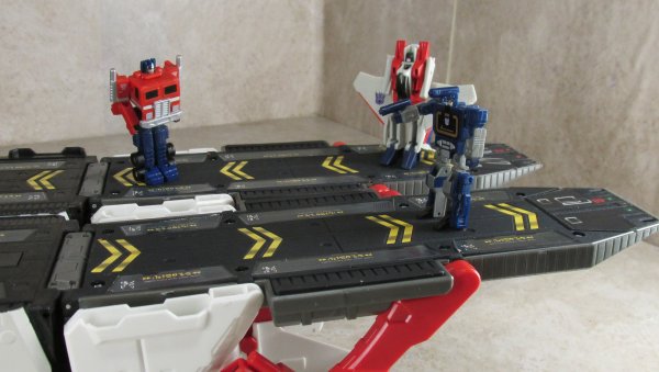 Smallest Transformers Optimus on runway