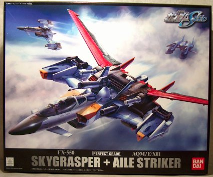 Perfect Grade Skygrasper and Aile Striker kit review
